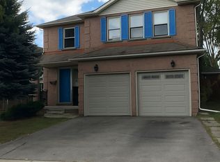 3194 Renton Rd, Burlington, ON L7M 2W8