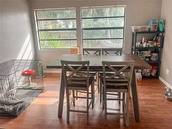 5th image of 655 Chesser Ave