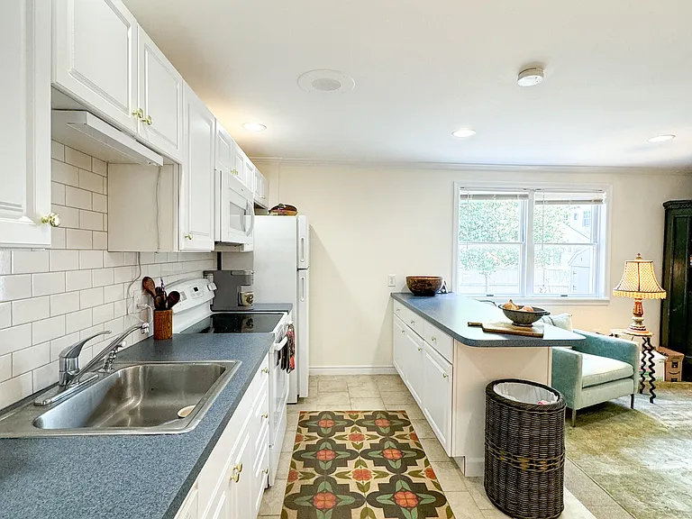 104 Rowayton Ave #1 — Photo 1