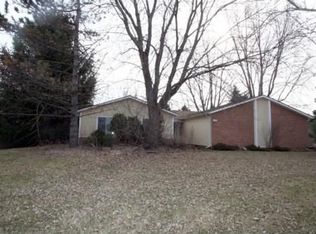 2695 Madrono Dr, Ann Arbor, MI 48103