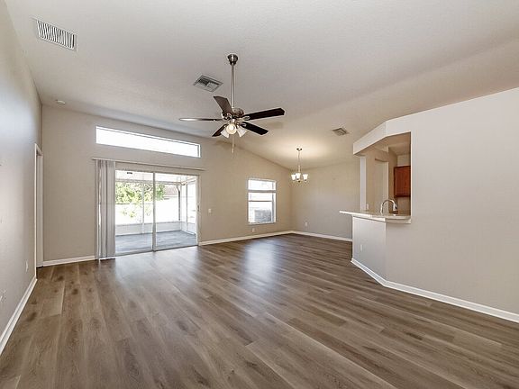 4th image of 10302 Soaring Eagle Dr