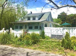 125 W Delaware Pkwy, Villas, NJ 08251