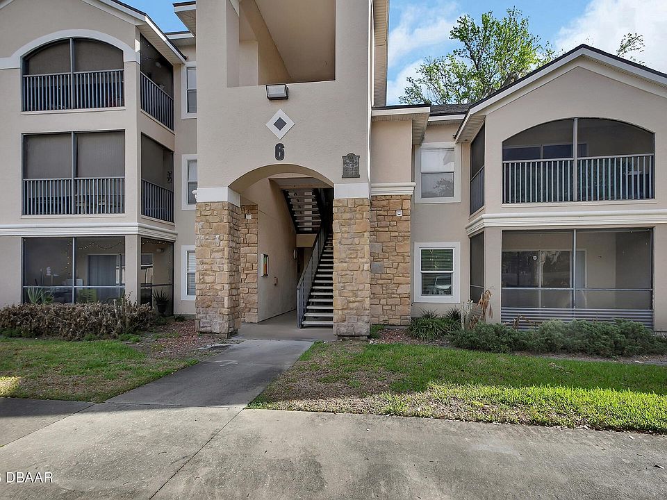 1st image of 940 Village Trl Unit 6-310
