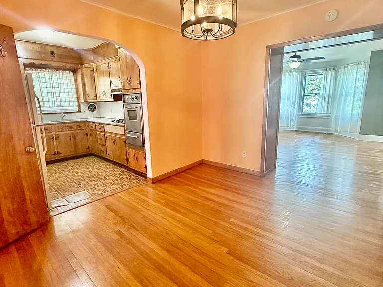 312 Davis Ave #2 — Photo 8