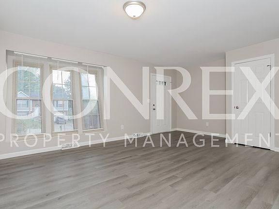 3rd image of 2 Willowood Ln #A