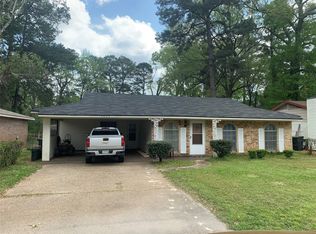 9435 Baird Rd, Shreveport, LA 71118
