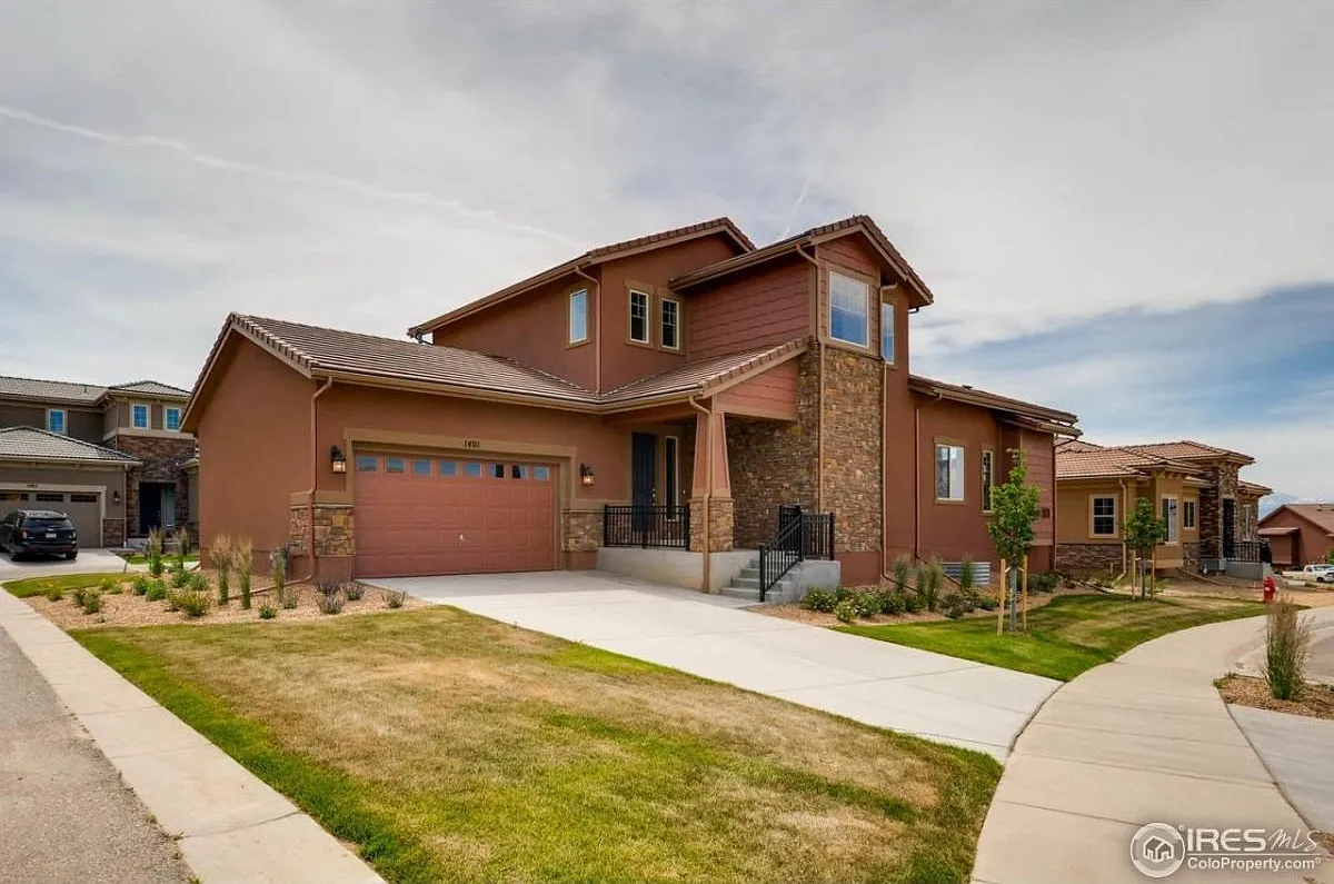 3 bed, 2500 sqft, $3,750 — Photo 3
