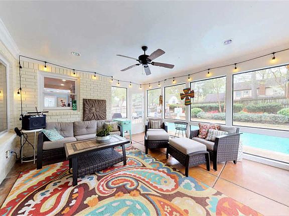 5th image of 8645 Riverchase Dr