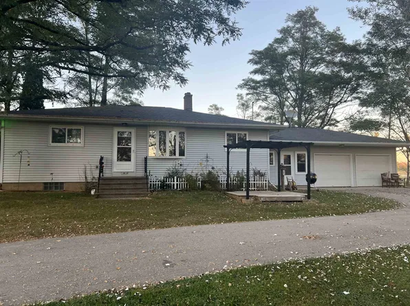 N1808 County Road 577, Menominee, MI 49858