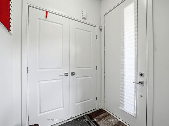4th image of 100 Pearman Cres