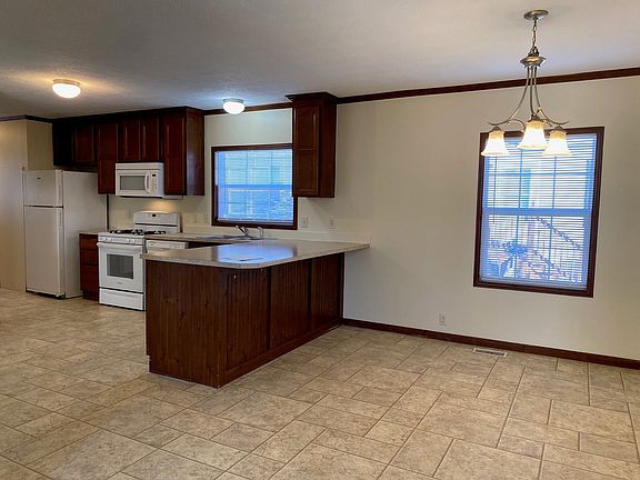 3rd image of 3440 Creekside Blvd #55