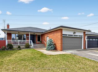 1649 Carletta Dr, Mississauga, ON L4X1E6