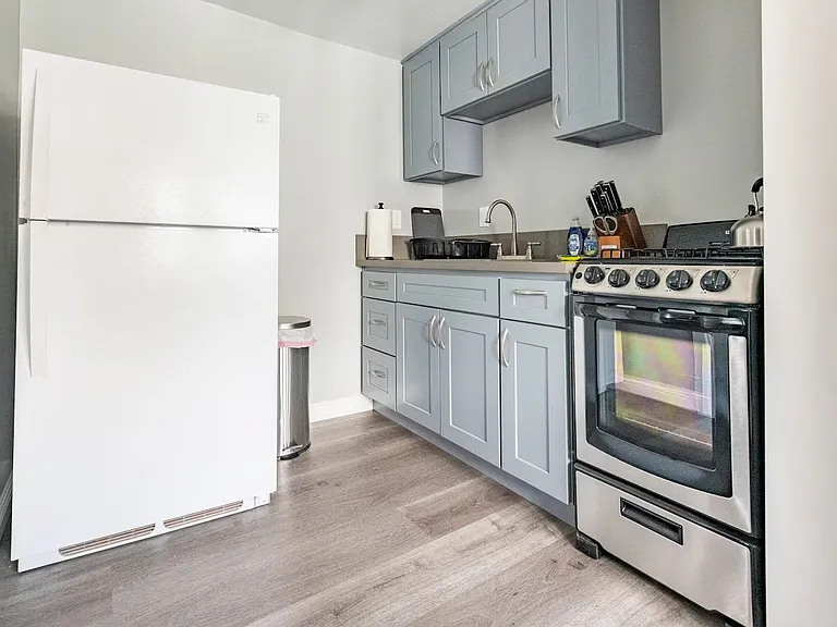 731 S Marengo Ave #D — Photo 9
