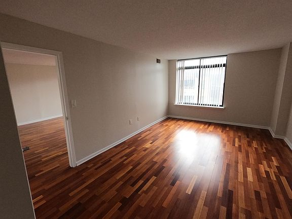 4th image of 700 1st St APT 5G