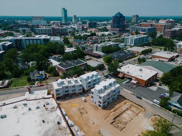 1001 Hundley Pl, Durham, NC 27701