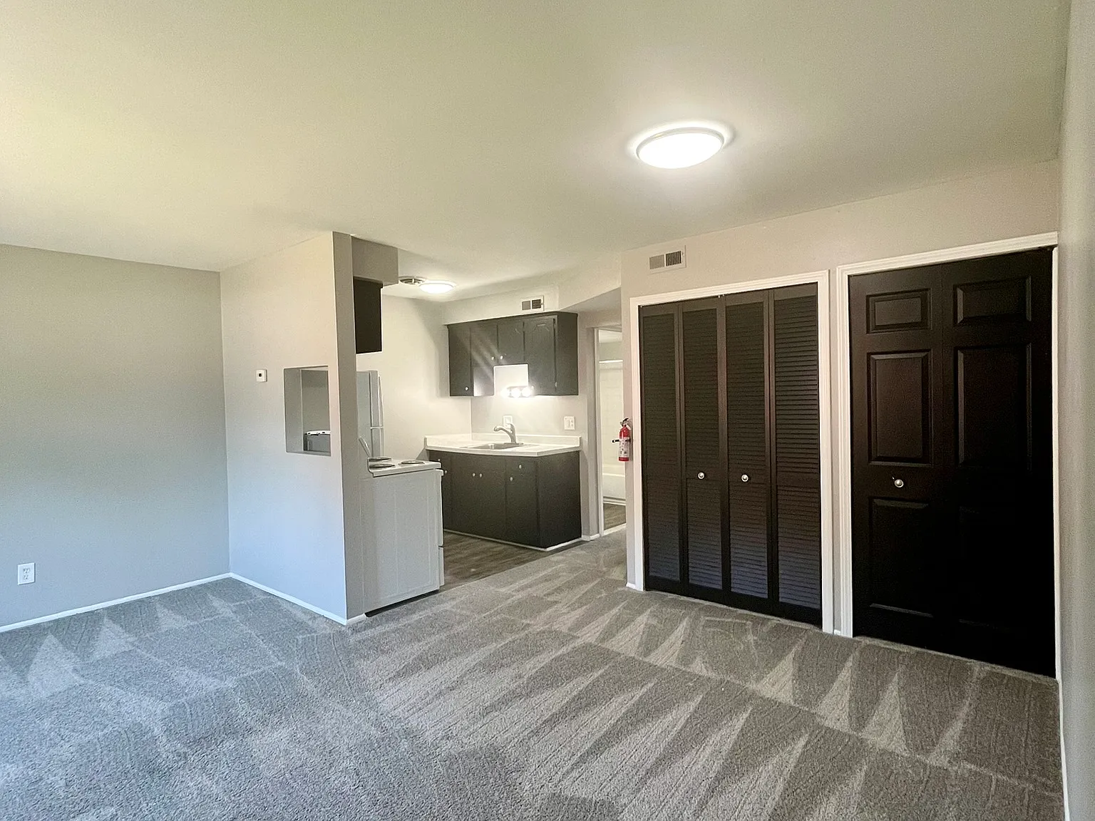 4415 Oakwood Boulevard - #1 — Photo 3