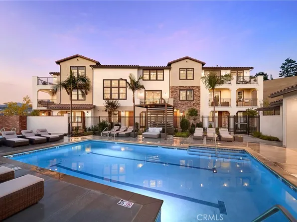 205 Niebla Ln, Mission Viejo, CA 92692