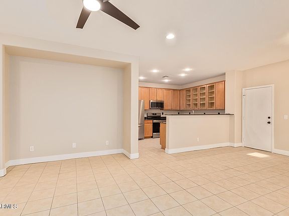 4th image of 5827 E Hampton Ave
