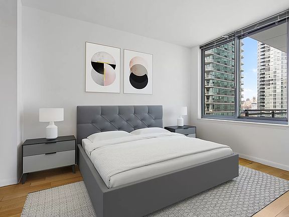 3rd image of 4630 Center Blvd APT 1401