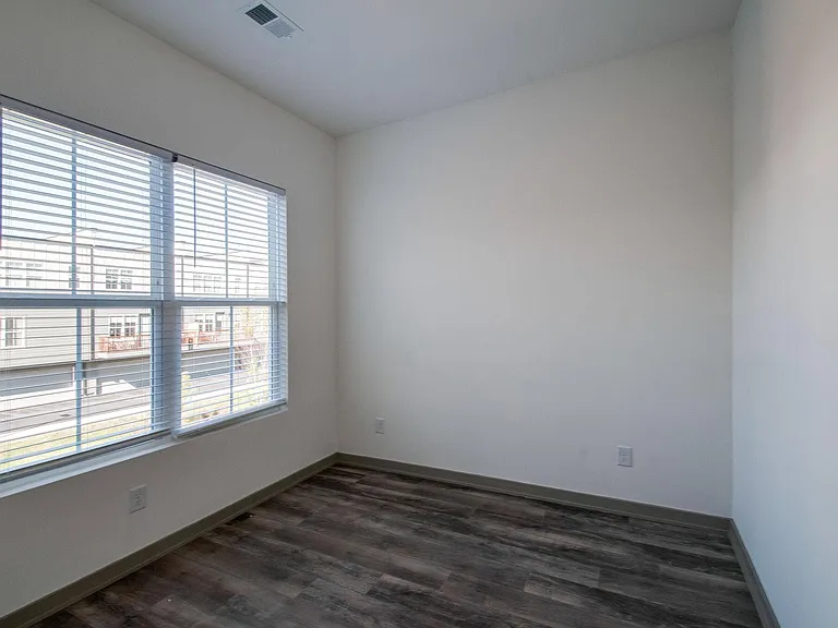 1537 57th Ave N #1537 — Photo 9