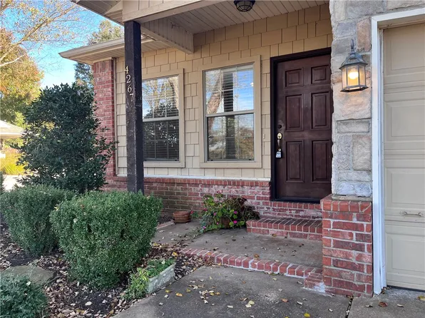 4267 E Mission Blvd, Fayetteville, AR 72703