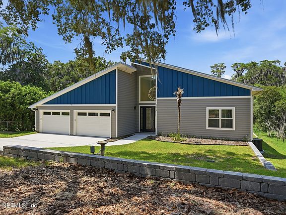 2nd image of 22826 NE 69TH Avenue