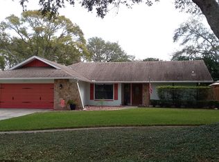 10201 Barry Dr, Largo, FL 33774