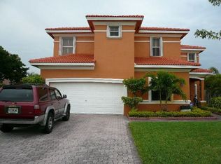 6914 E Wedgewood Ave, Davie, FL 33331