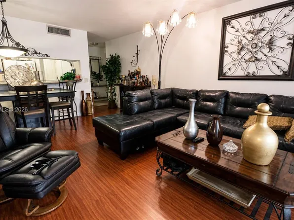 460 S Park Rd, Hollywood, FL