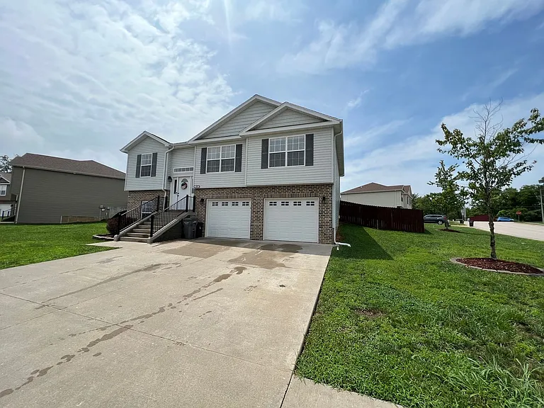 103 Copper Ct — Photo 2