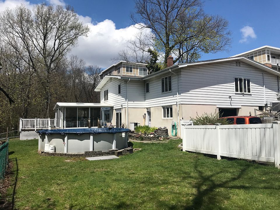 2nd image of 101 Terrace Ave