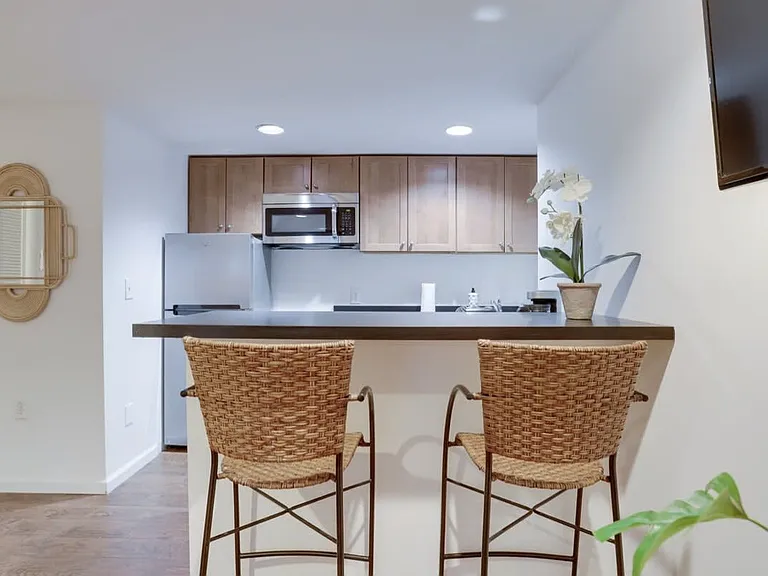 1765 R St NW #1A — Photo 4