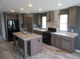 57393 Newport Ln, Washington, MI 48094