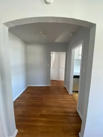 W Magnolia Ave — Photo 4