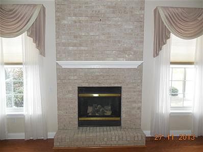 3rd image of 3911 N Wyngate Ct