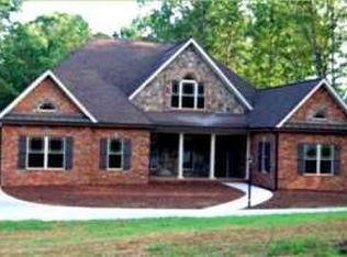 622 Creekview Ct, Cornelia, GA 30531