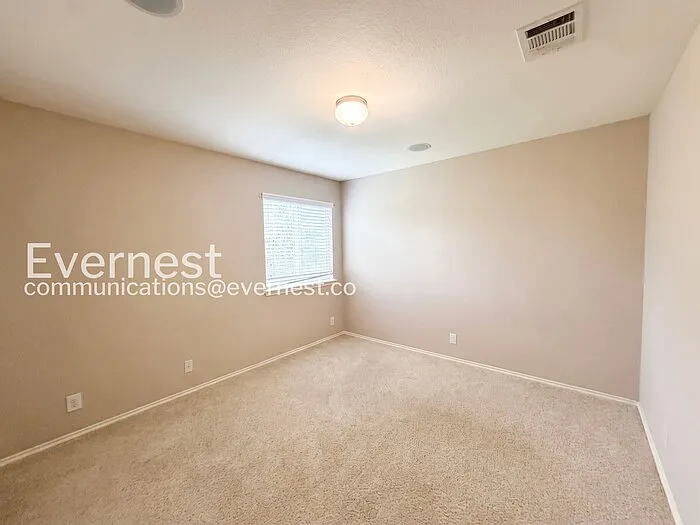 1620 Willow Vis — Photo 10