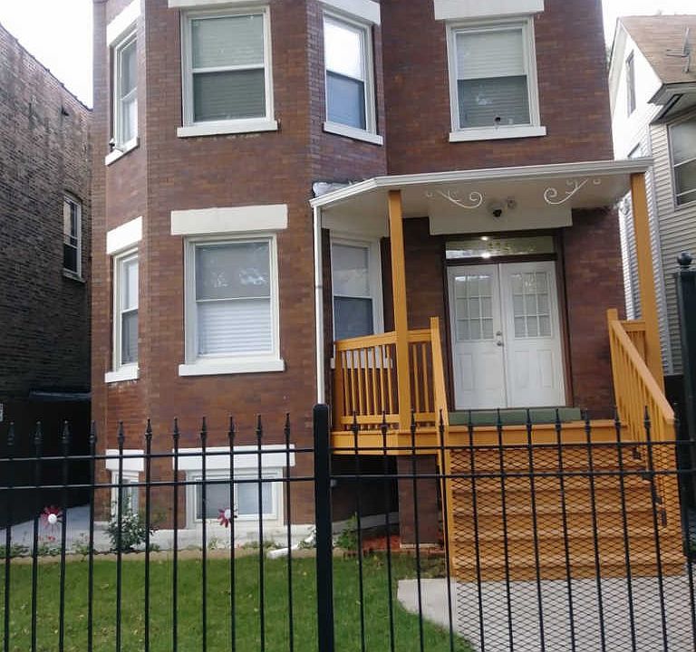 1st image of 604 N Leclaire Ave
