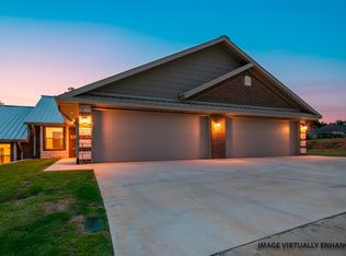 1621 Big Bnd, Longview, TX 75605