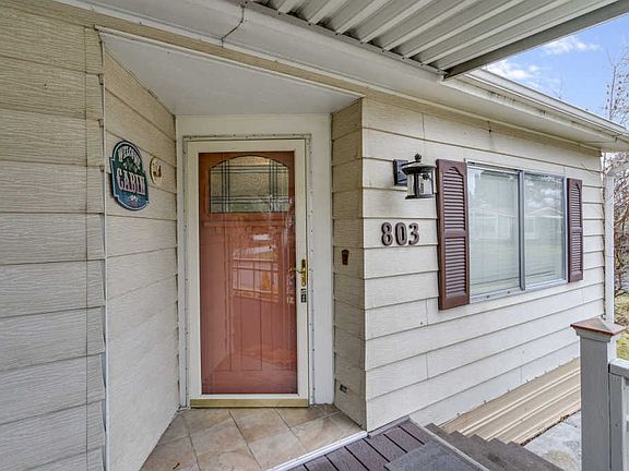 5th image of 803 W Wyoming Ave