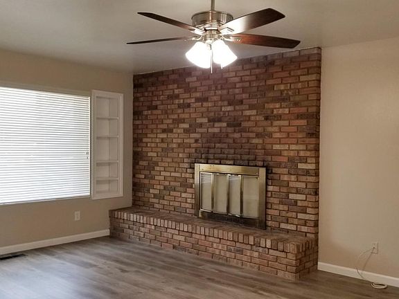 2nd image of 1034 Prune St