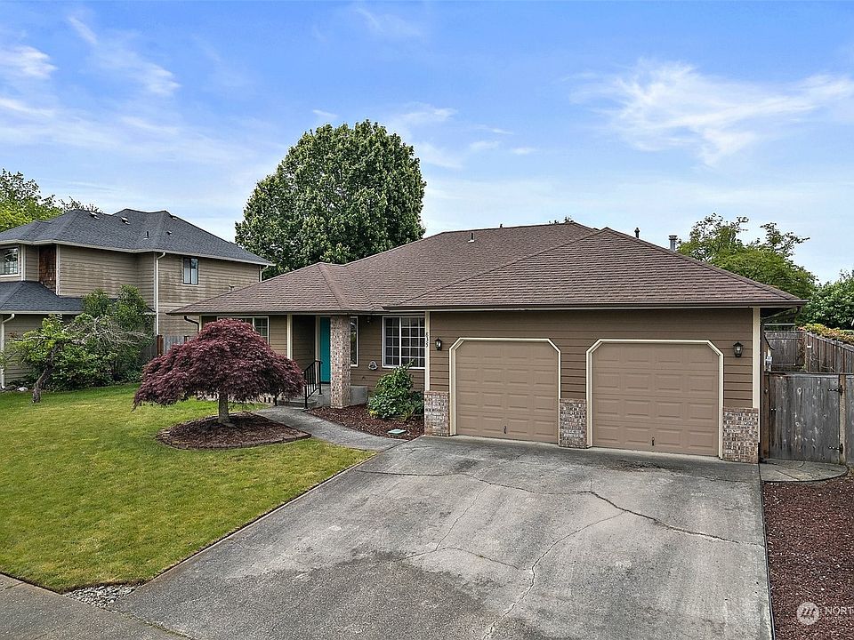 1st image of 835 Calvary Ct SE