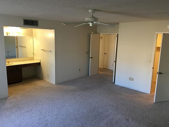 5th image of 4540 E Willow Ave