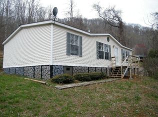 54 Rhodes Cove Rd, Sylva, NC 28779