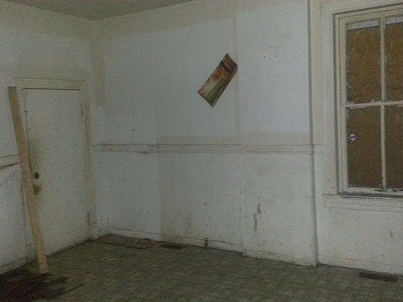 5th image of 2904 Texas Ave