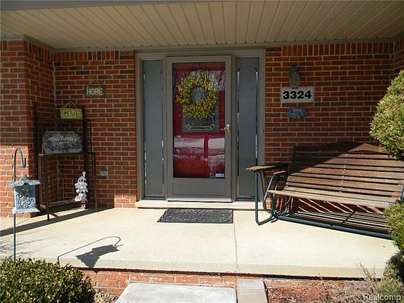 3rd image of 3324 Bennington Dr