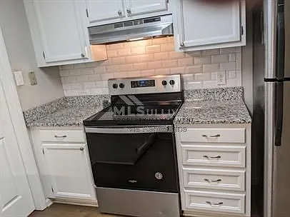 4101 Five Oaks Dr #26 — Photo 5