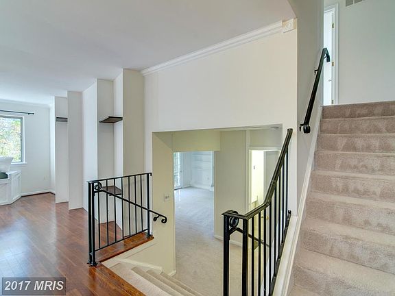 4th image of 2038 Freedom Ln