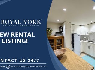 13 Old Oak Rd #2, Toronto, ON M9A2V7