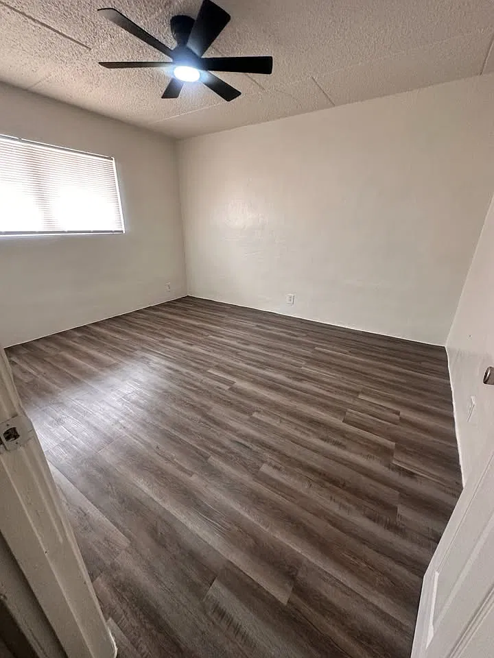 5214 Crane Street - 1 — Photo 2